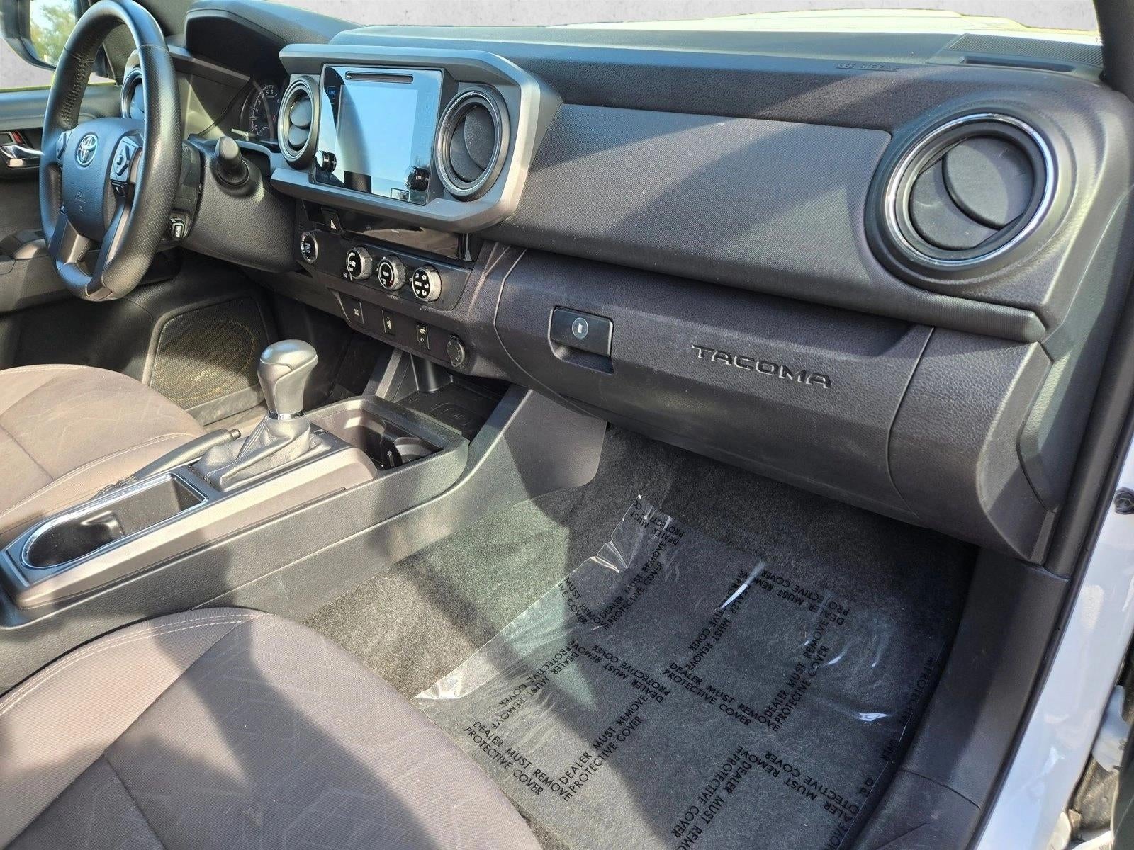 2017 Toyota Tacoma TRD Sport Double Cab 5' Bed V6 4x2 AT (Natl)