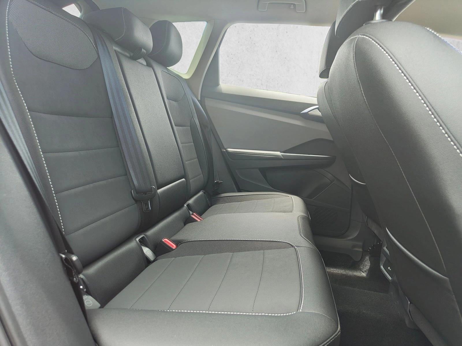 2024 Volkswagen Taos SE FWD