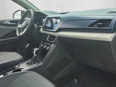 2024 Volkswagen Taos SE FWD