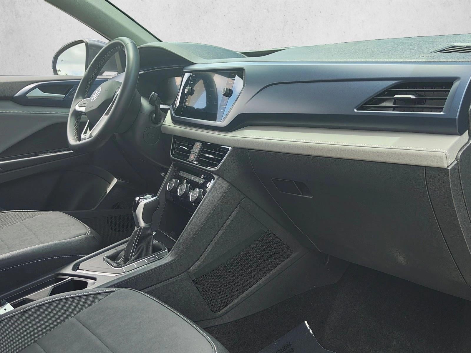 2024 Volkswagen Taos SE FWD