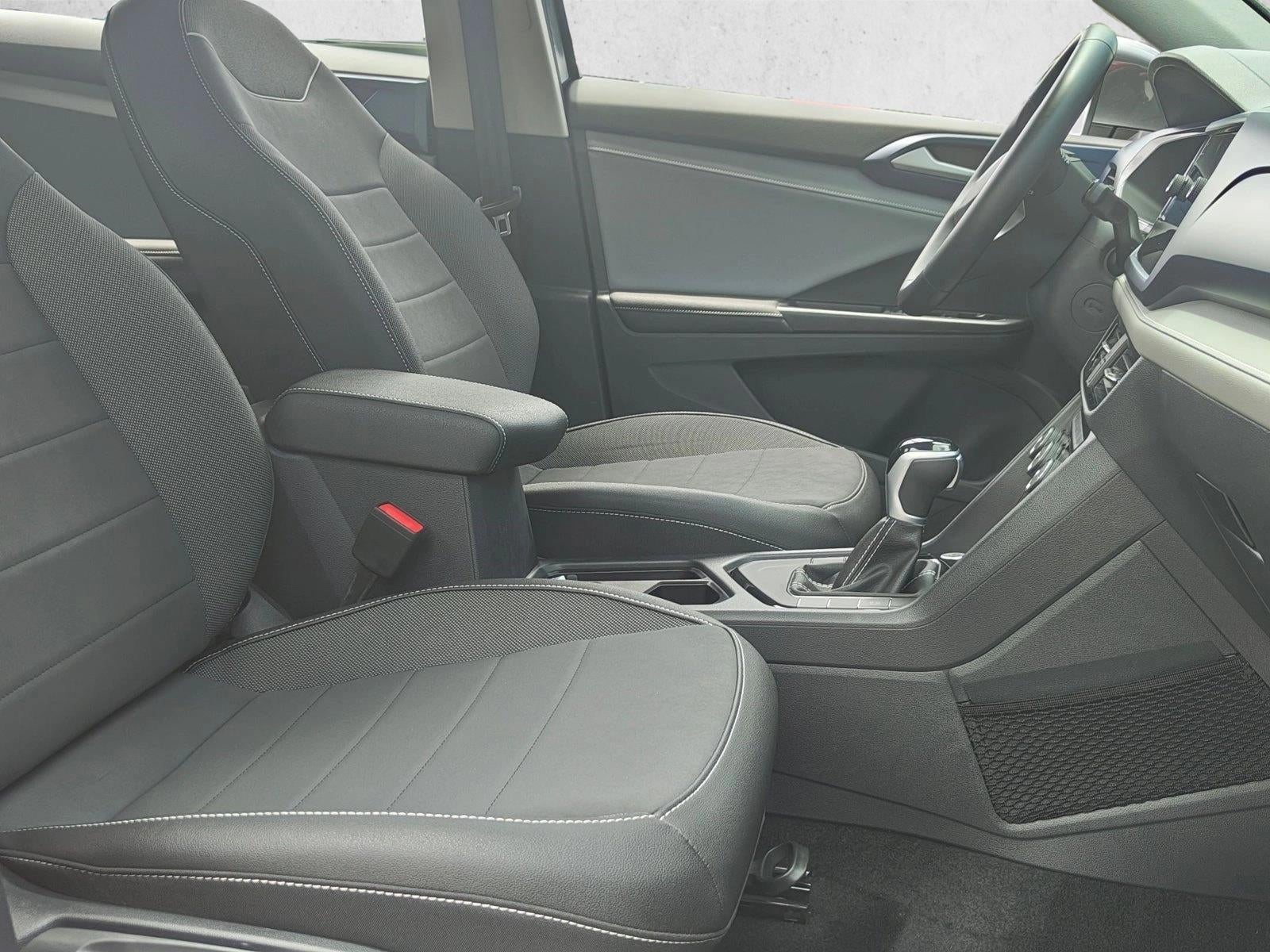 2024 Volkswagen Taos SE FWD