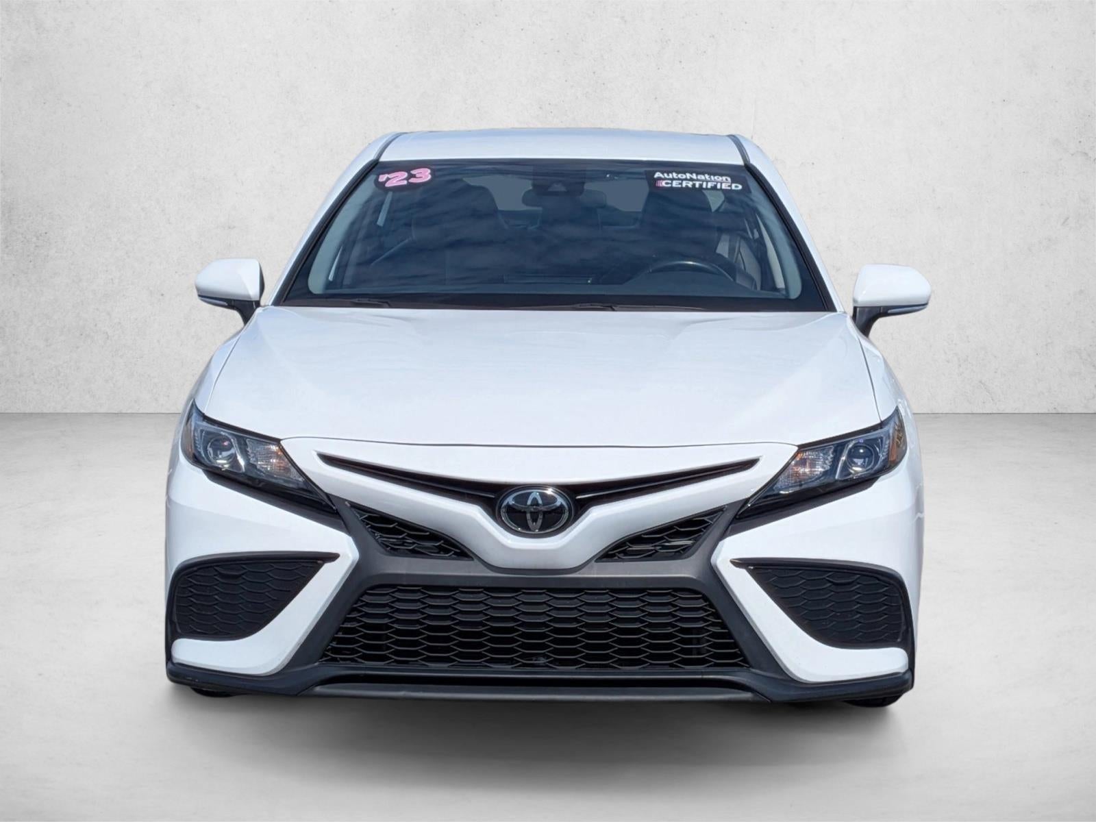 2023 Toyota Camry SE Auto (SE)