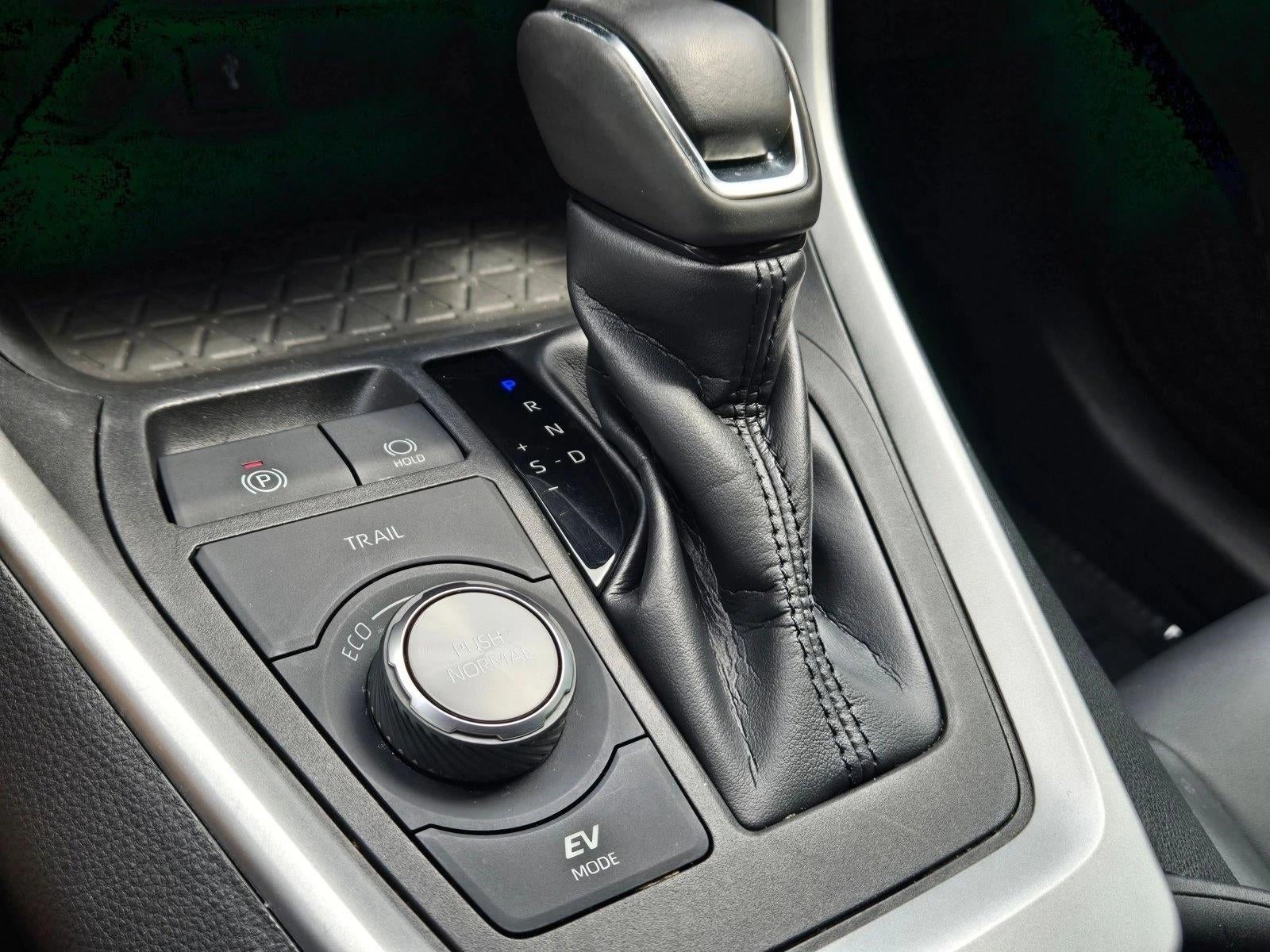 2022 Toyota RAV4 Hybrid XSE AWD (Natl)