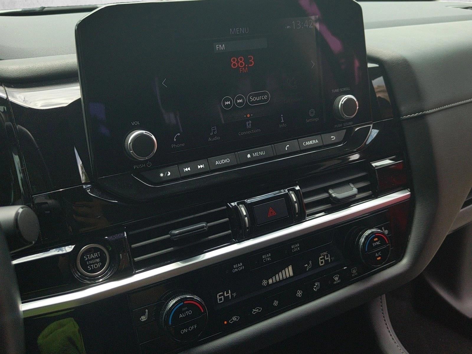 2024 Nissan Pathfinder SV 4WD