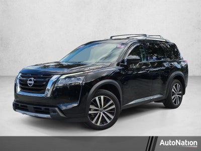 2025 Nissan Pathfinder Platinum 2WD