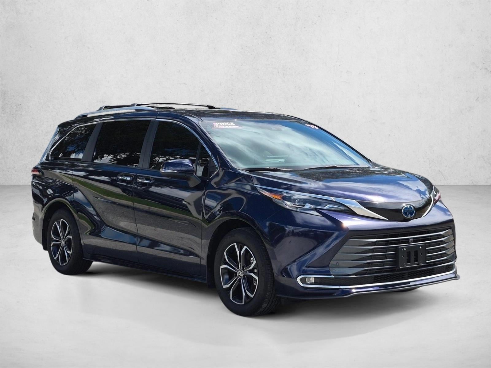 2025 Toyota Sienna Platinum AWD 7-Passenger (Natl)
