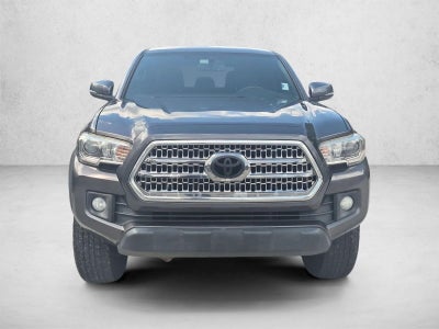 2017 Toyota Tacoma TRD Off Road Double Cab 5' Bed V6 4x4 AT (Natl)