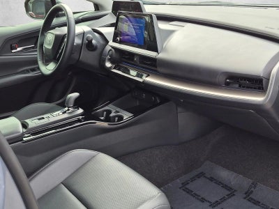 2026 Toyota Prius XLE (Natl)
