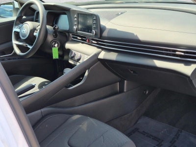 2025 Hyundai ELANTRA SE IVT