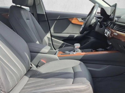 2022 Audi A4 Sedan Premium 40 TFSI quattro