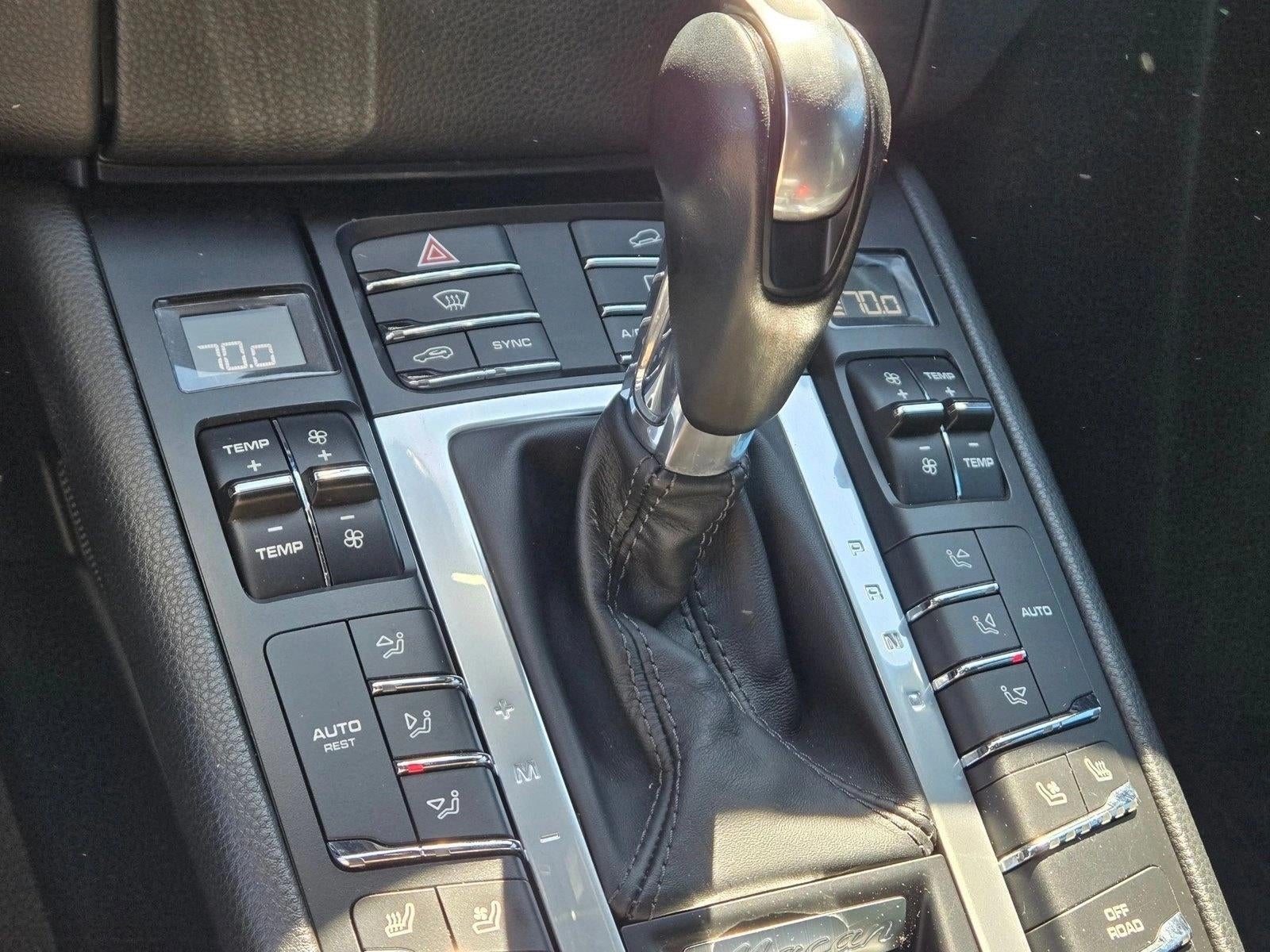 2018 Porsche Macan AWD