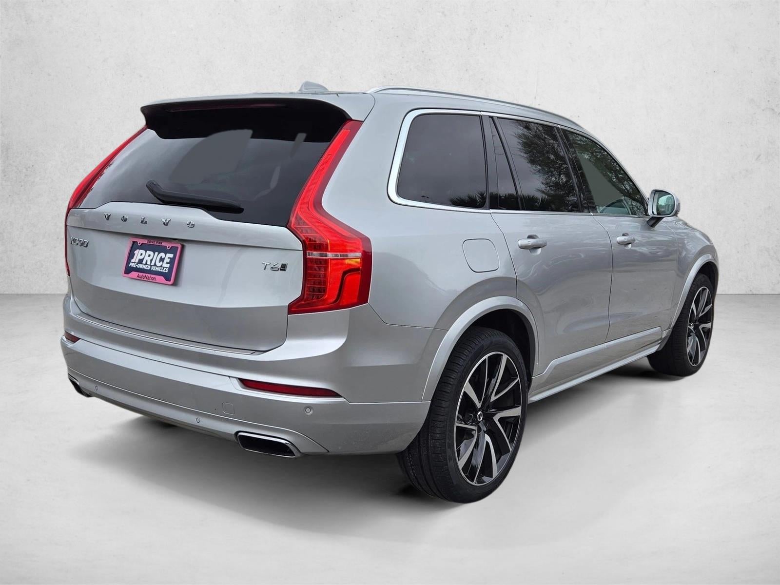 2021 Volvo XC90 T6 AWD Momentum 7P