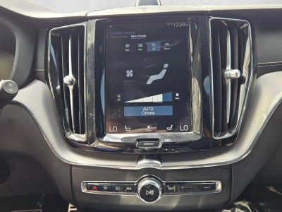 2020 Volvo XC60 T8 eAWD Plug-In Hybrid Polestar