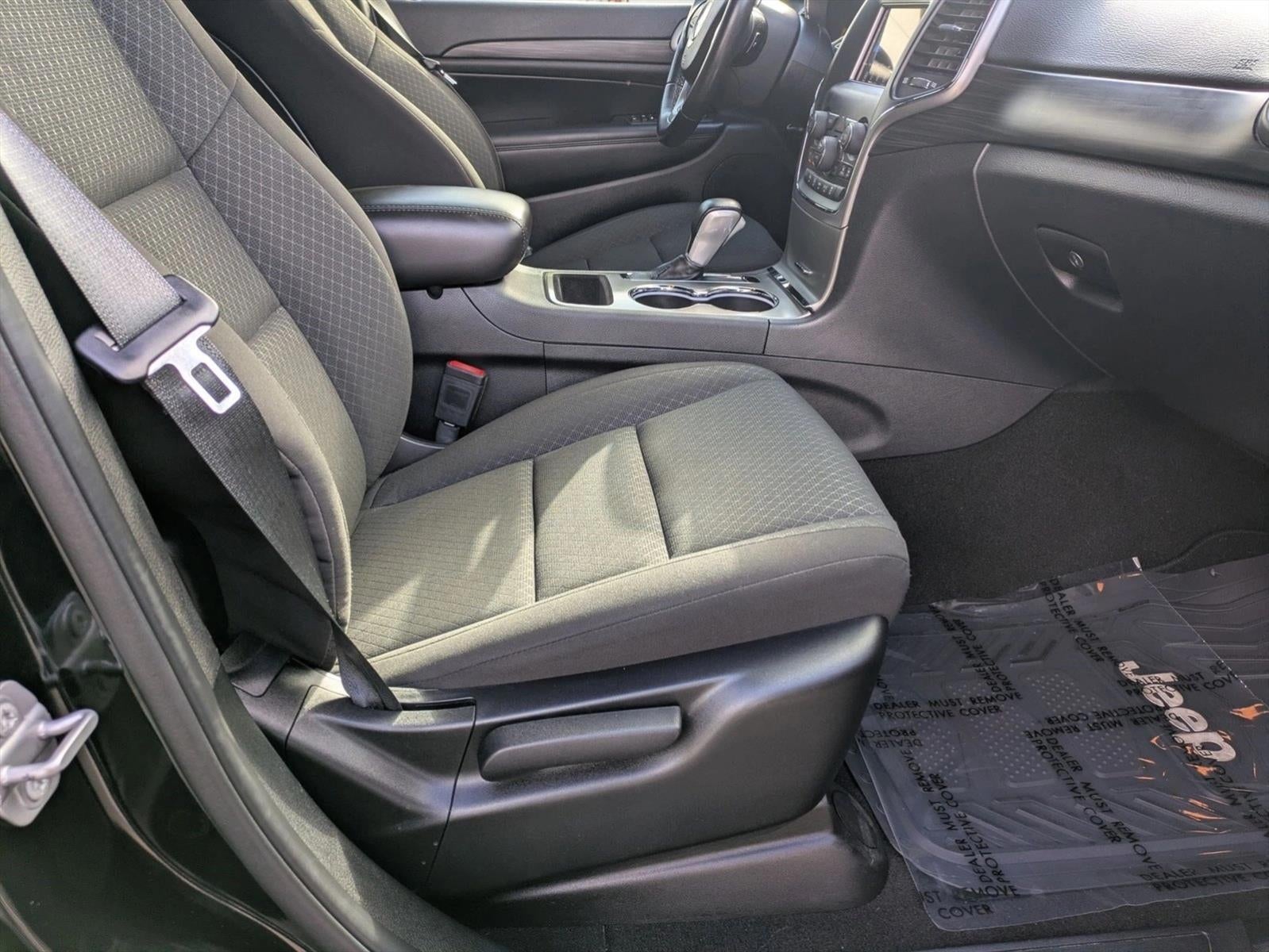 2021 Jeep Grand Cherokee Laredo E 4x2