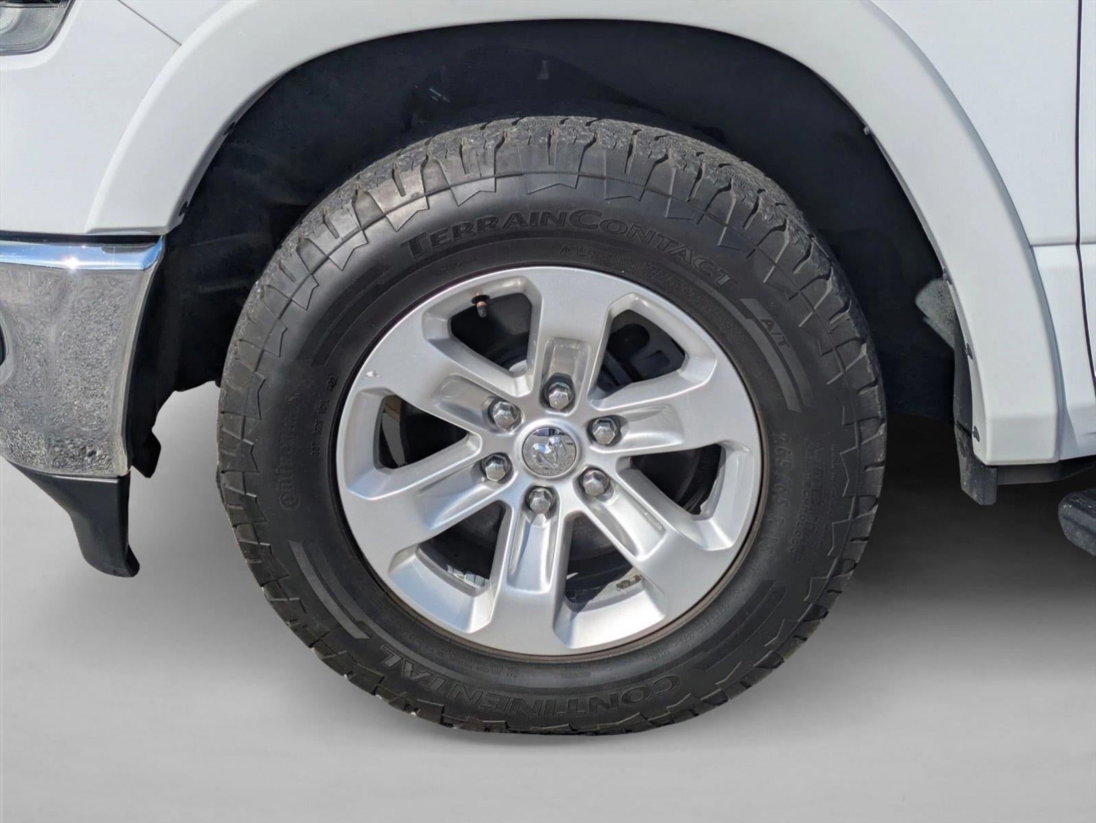 2020 RAM 1500 Laramie 4x2 Quad Cab 6'4" Box
