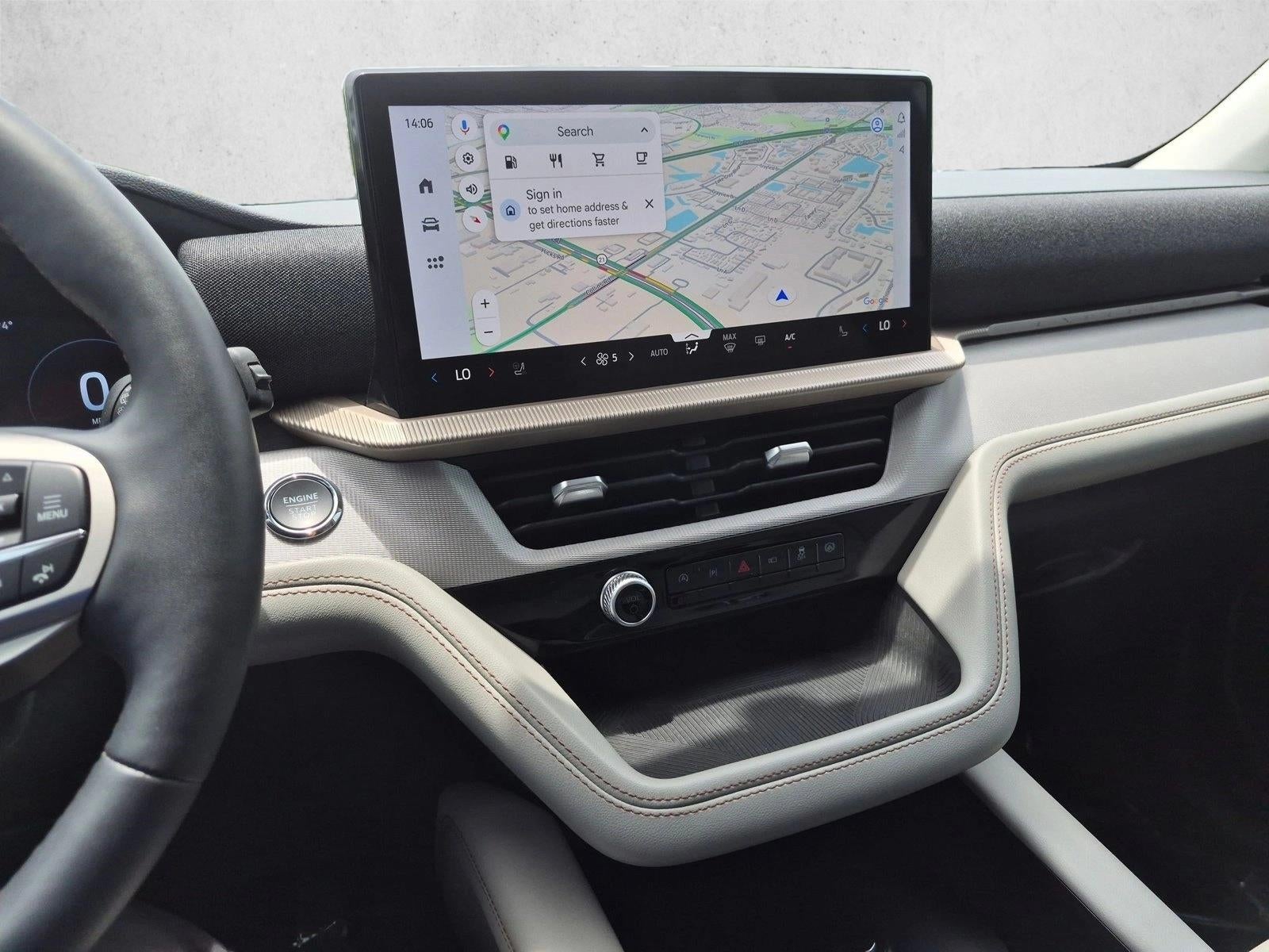 2025 Ford Explorer Active RWD
