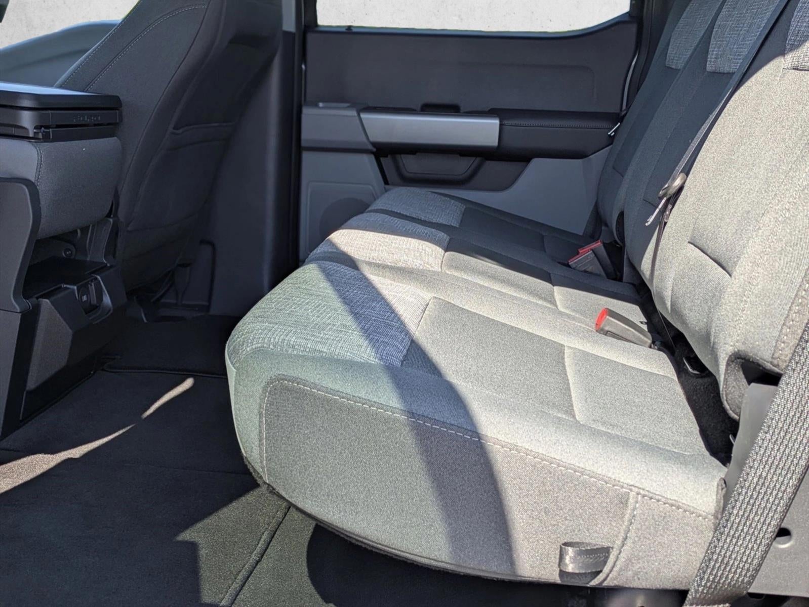 2026 Ford Super Duty F-250 SRW XLT 4WD Crew Cab 6.75' Box