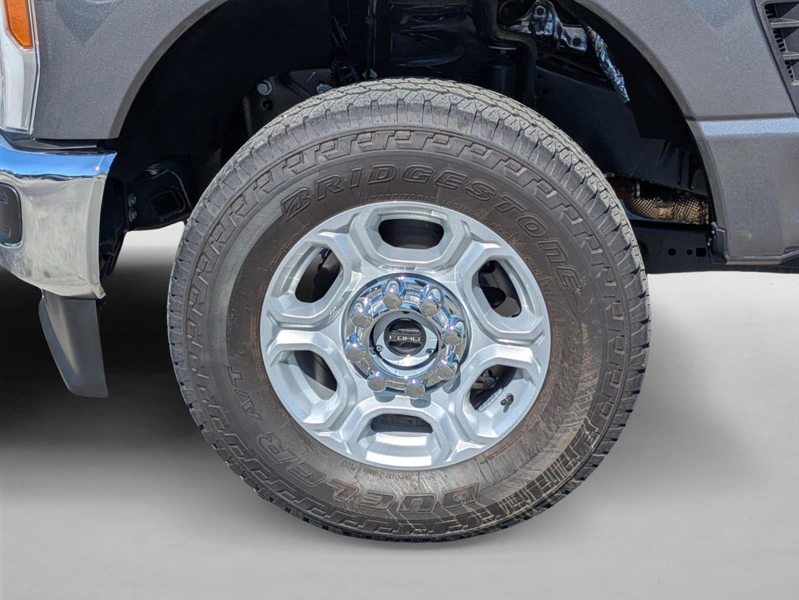 2026 Ford Super Duty F-250 SRW XLT 4WD Crew Cab 6.75' Box