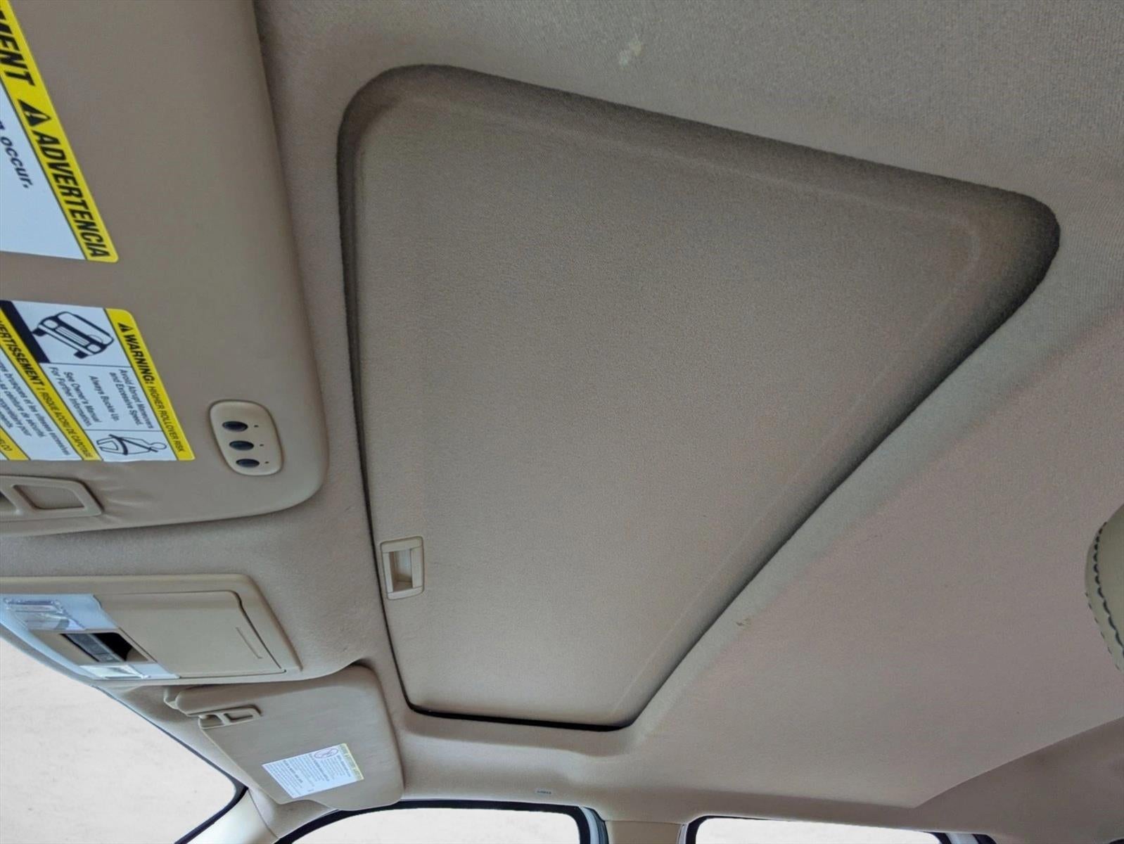 2015 Ford Super Duty F-350 SRW 4WD Crew Cab 6-3/4 Ft Box Lariat