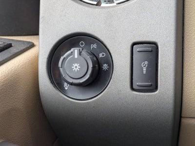 2015 Ford Super Duty F-350 SRW 4WD Crew Cab 6-3/4 Ft Box Lariat