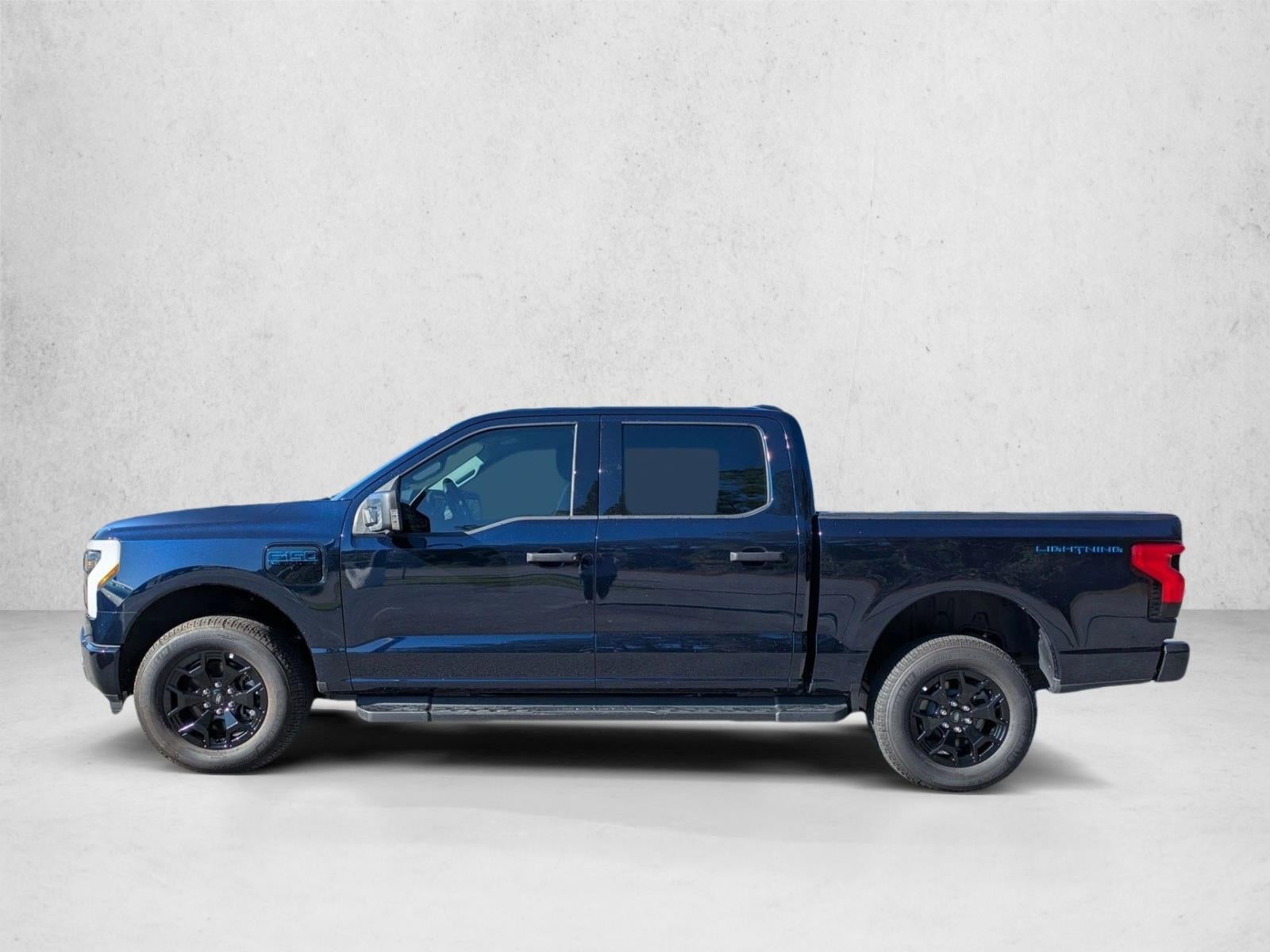 2025 Ford F-150 Lightning XLT 4WD SuperCrew 5.5' Box