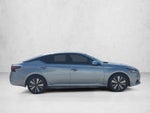 2022 Nissan Altima 2.5 SV Sedan