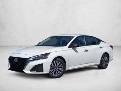 2025 Nissan Altima SV FWD