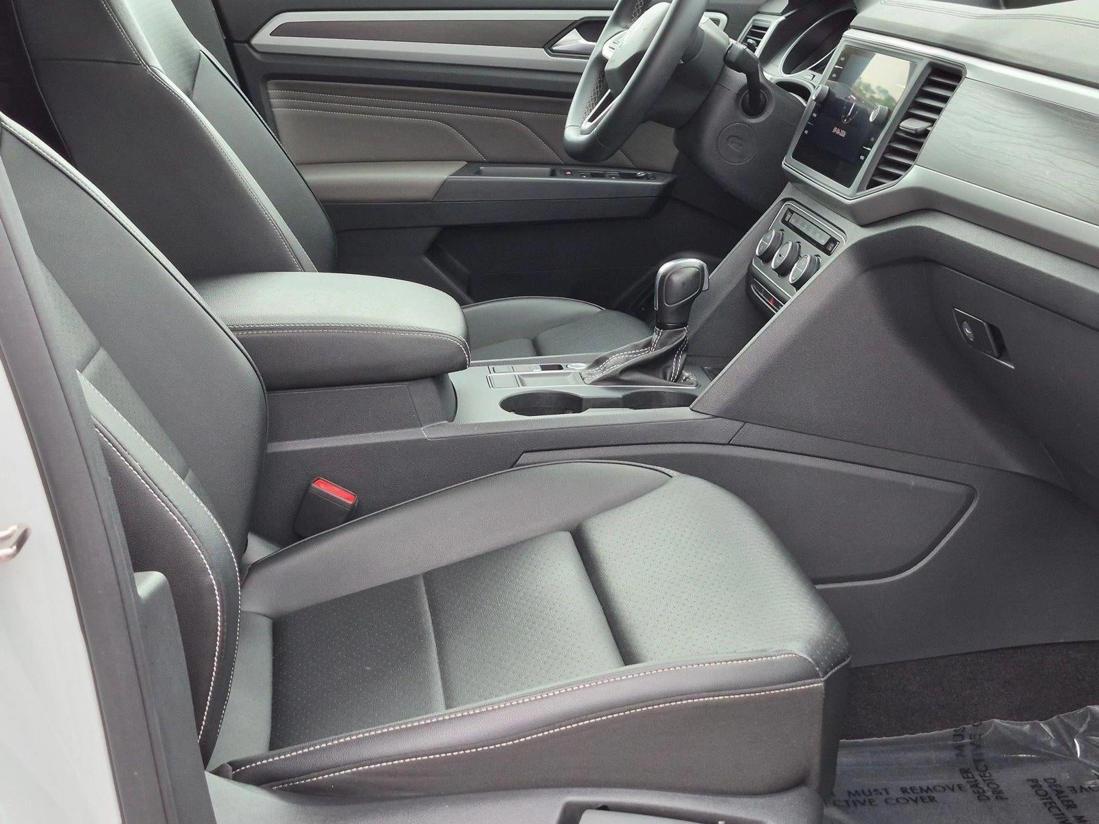 2021 Volkswagen Atlas 2021.5 3.6L V6 SE w/Technology FWD