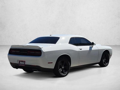 2020 Dodge Challenger SXT RWD