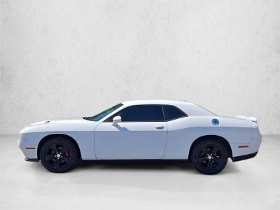 2020 Dodge Challenger SXT RWD