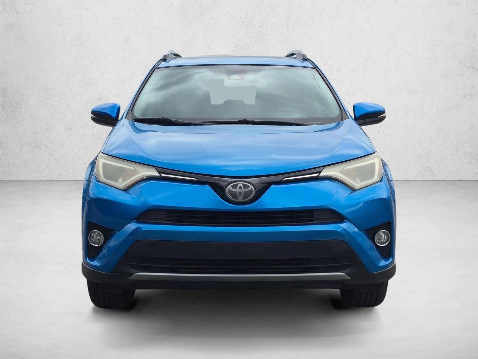 2017 Toyota RAV4 XLE AWD (Natl)