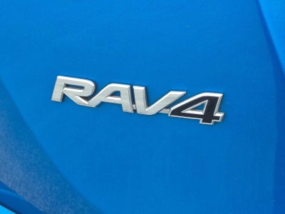 2017 Toyota RAV4 XLE AWD (Natl)