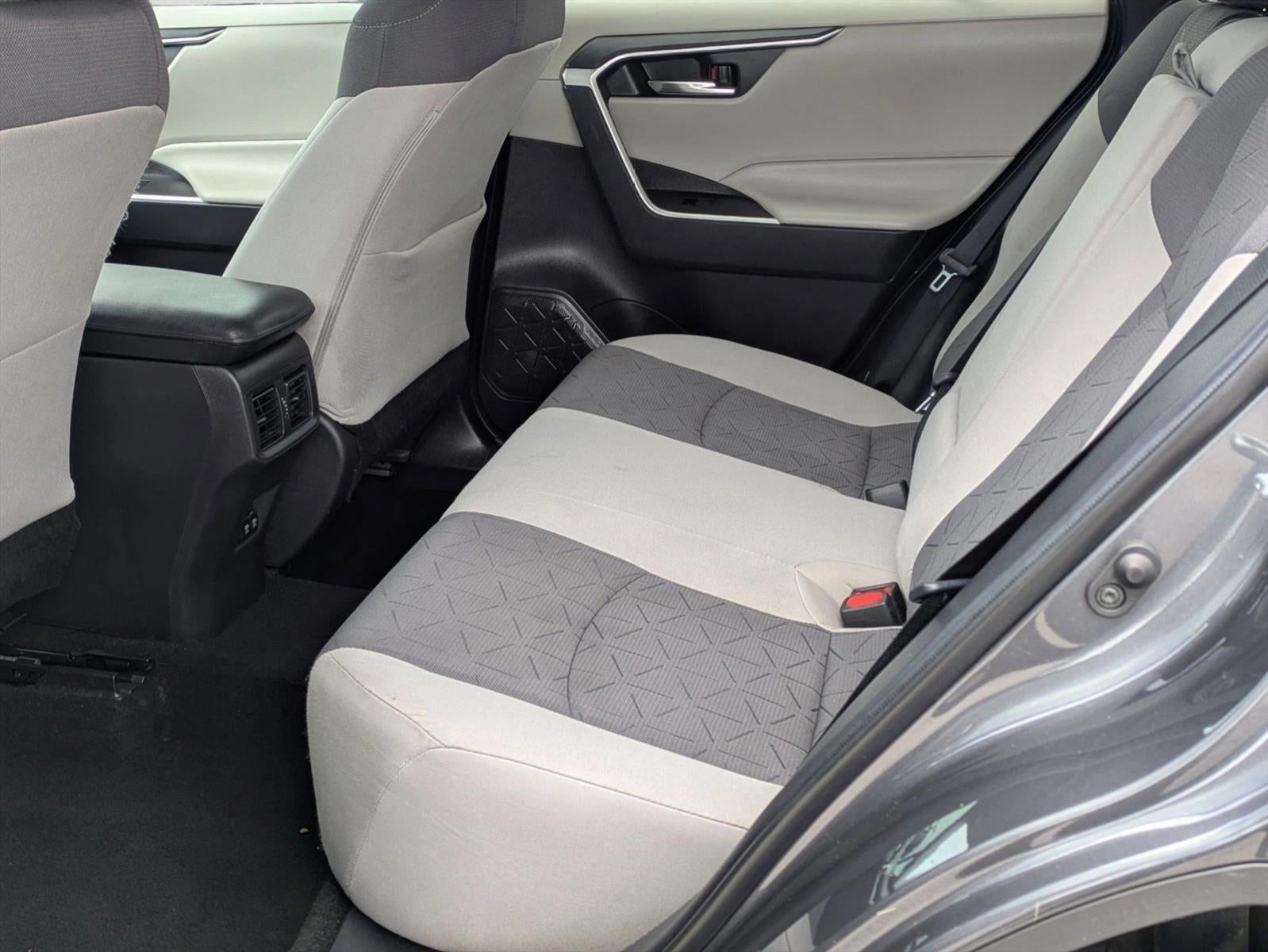 2021 Toyota RAV4 XLE FWD (GS)
