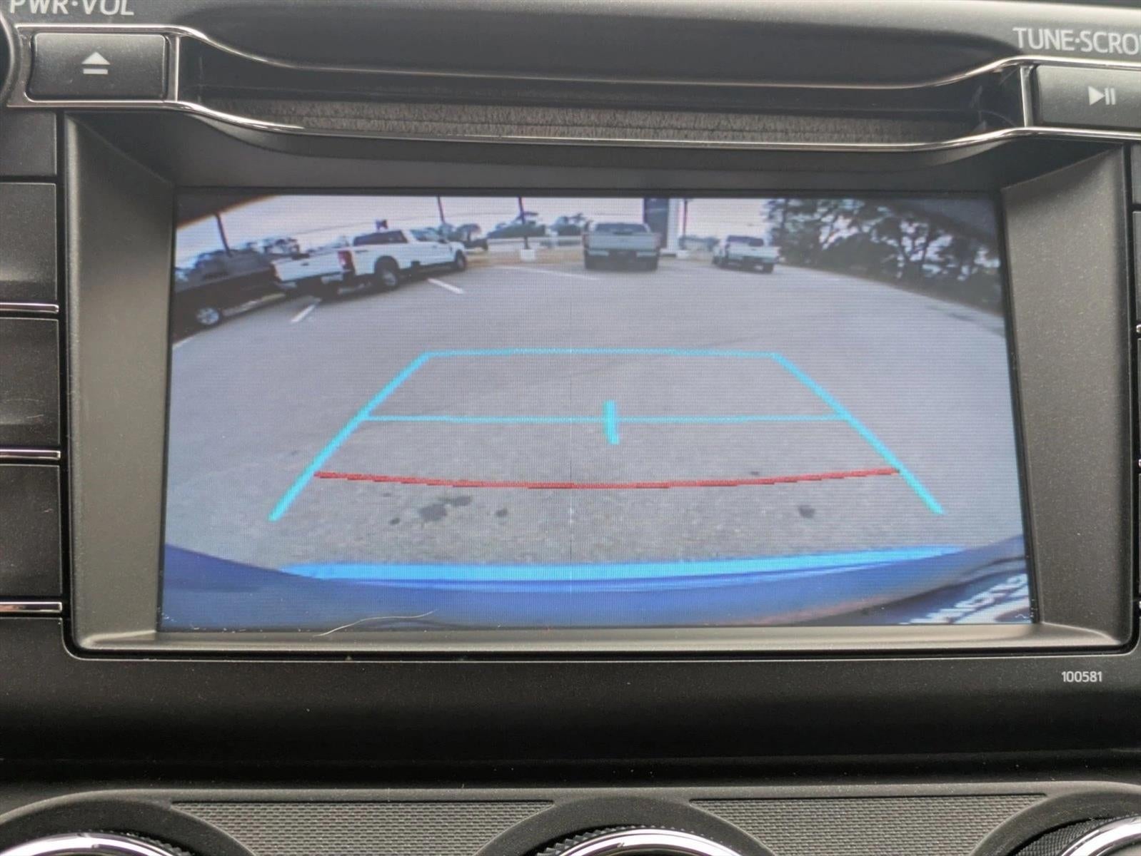 2017 Toyota RAV4 LE FWD (GS)