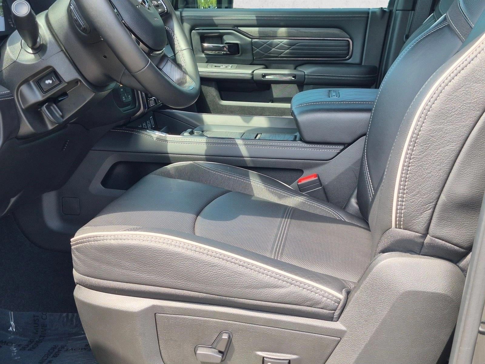 2026 RAM 3500 Limited 4x4 Crew Cab 8' Box