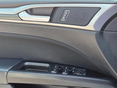 2017 Ford Fusion SE FWD