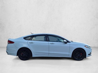 2017 Ford Fusion SE FWD