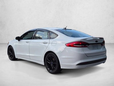 2017 Ford Fusion SE FWD