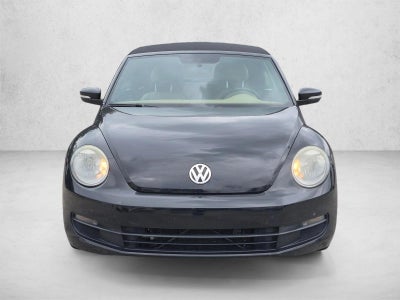 2013 Volkswagen Beetle Convertible 2dr Auto 2.5L PZEV