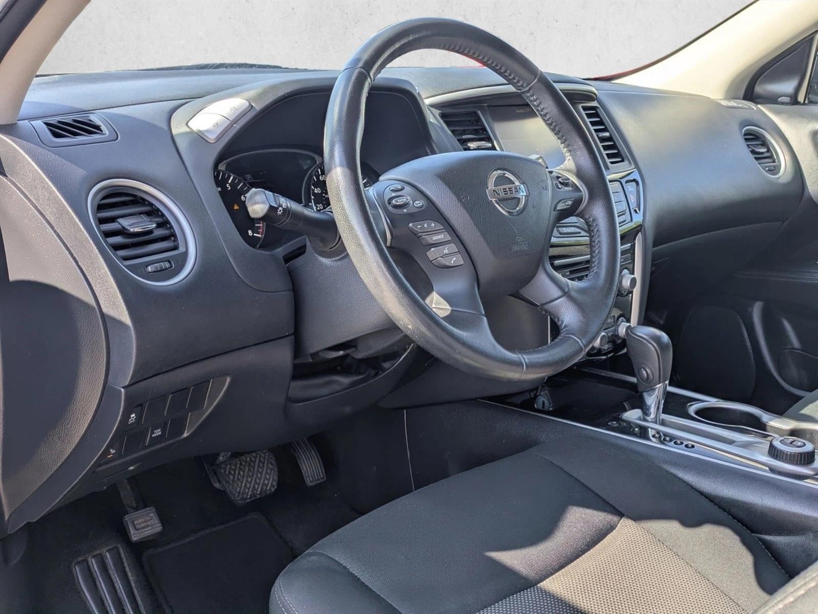 2020 Nissan Pathfinder 4x4 SV