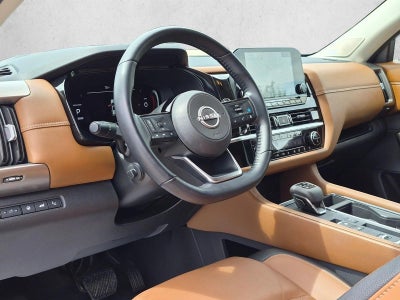 2025 Nissan Pathfinder Platinum 2WD