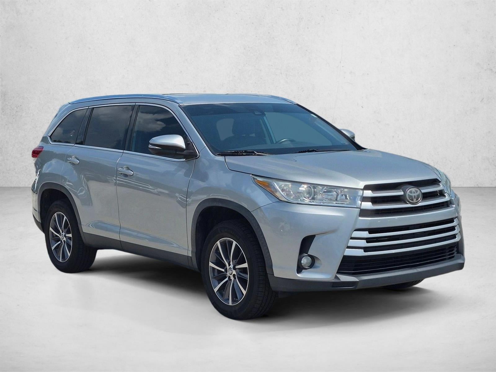 2019 Toyota Highlander XLE V6 FWD (Natl)