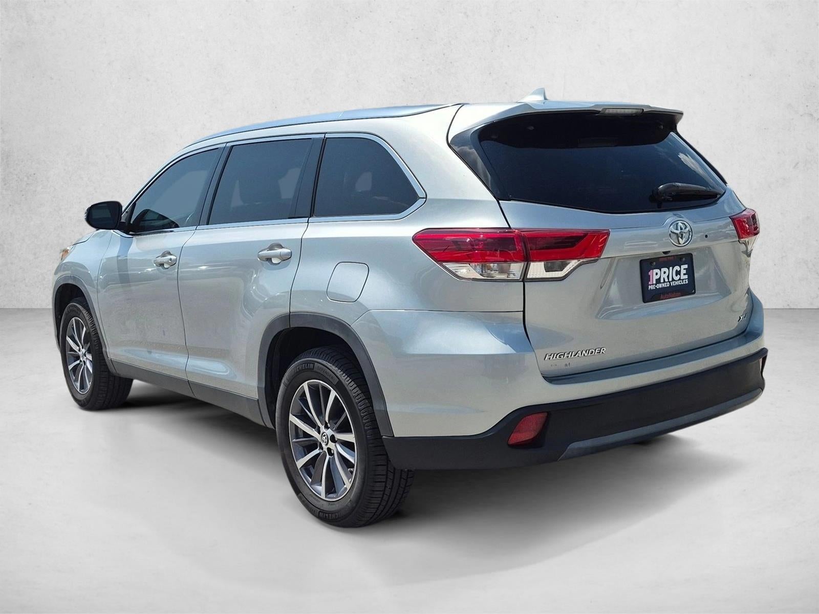 2019 Toyota Highlander XLE V6 FWD (Natl)