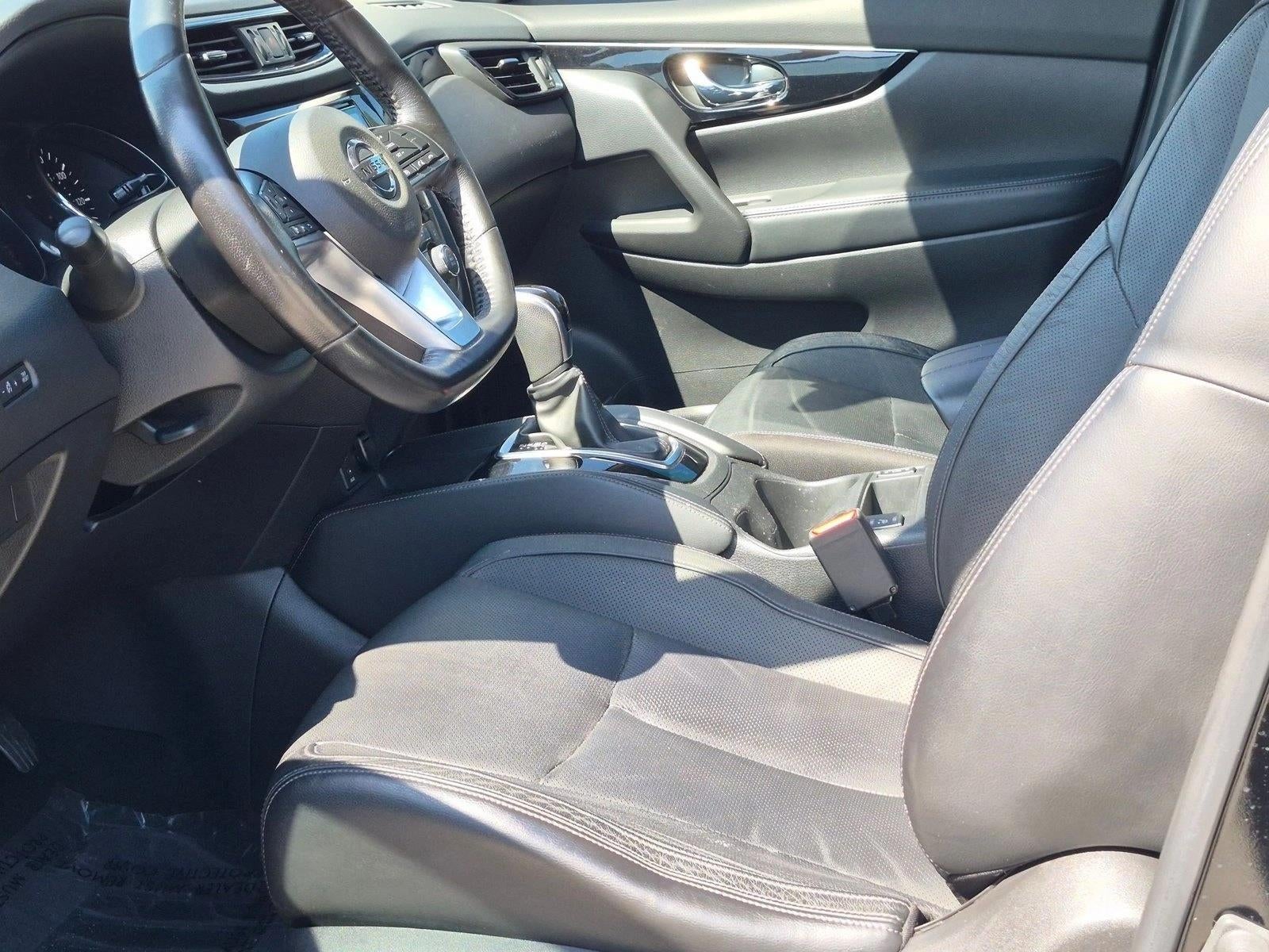 2017 Nissan Rogue Sport FWD SL