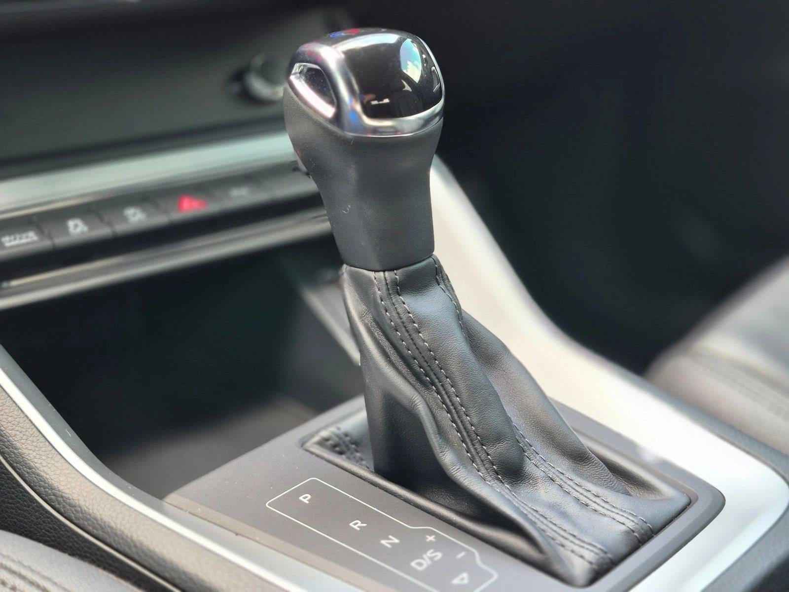 2019 Audi Q3 2.0 TFSI Premium quattro