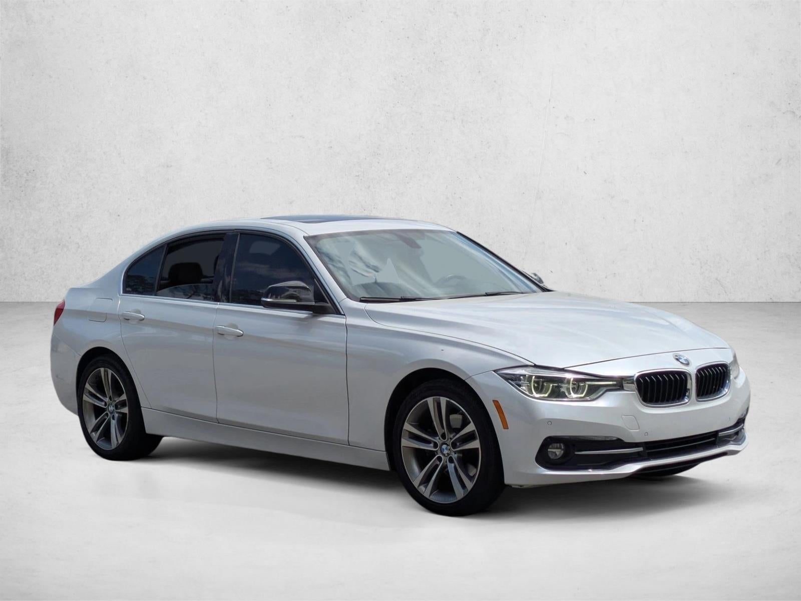 2017 BMW 330i Sedan