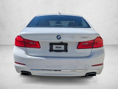 2019 BMW 540i Sedan