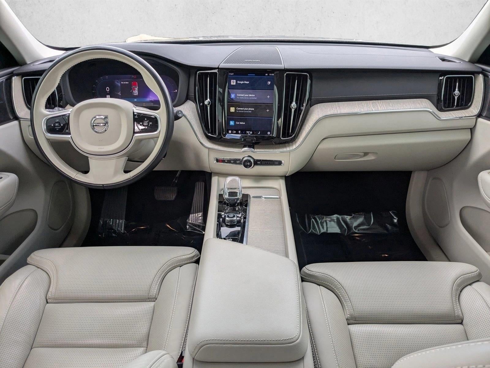 2023 Volvo XC60 Recharge Plug-In Hybrid T8 eAWD PHEV Ultimate Bright Theme