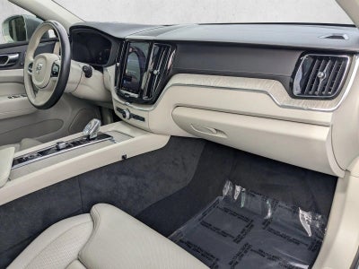 2023 Volvo XC60 Recharge Plug-In Hybrid T8 eAWD PHEV Ultimate Bright Theme