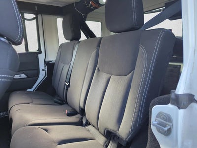 2015 Jeep Wrangler Unlimited 4WD 4dr Sahara